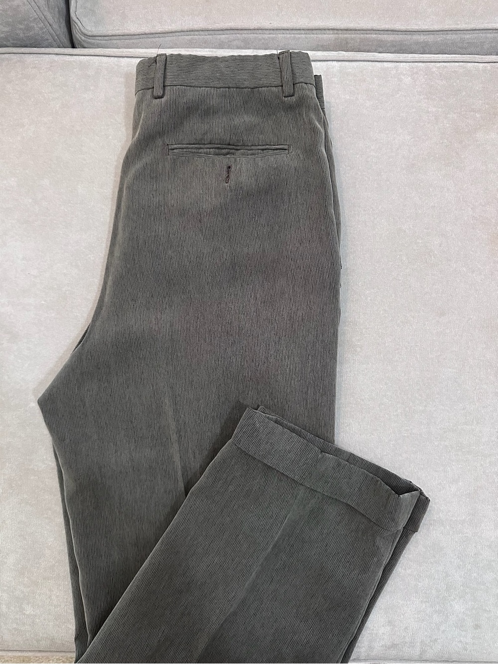 Vintage Jhane Barnes Pleated Trousers Mens 32 Gray Made in Italy Cuffed Pants